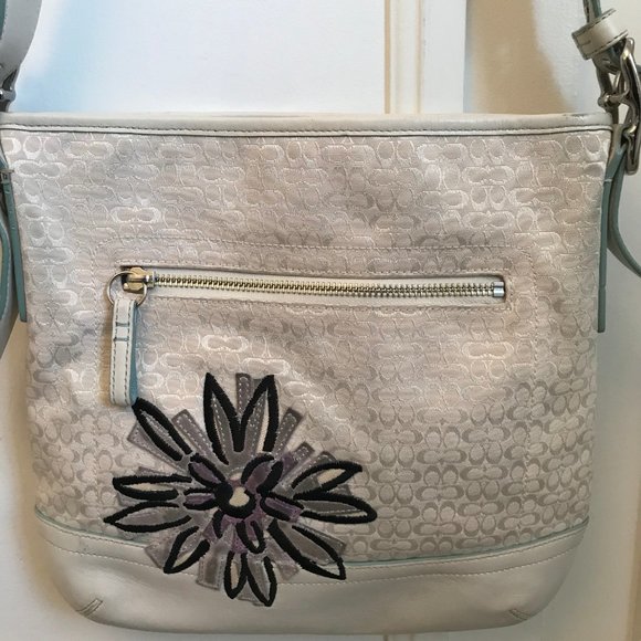 Authentic COACH White Suede Floral Bee Crossbody - Picture 5 of 5